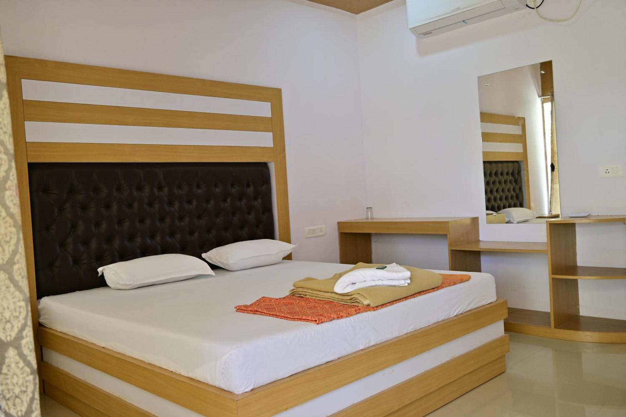 Moon Shine Garden Resort Остров Нейл Экстерьер фото